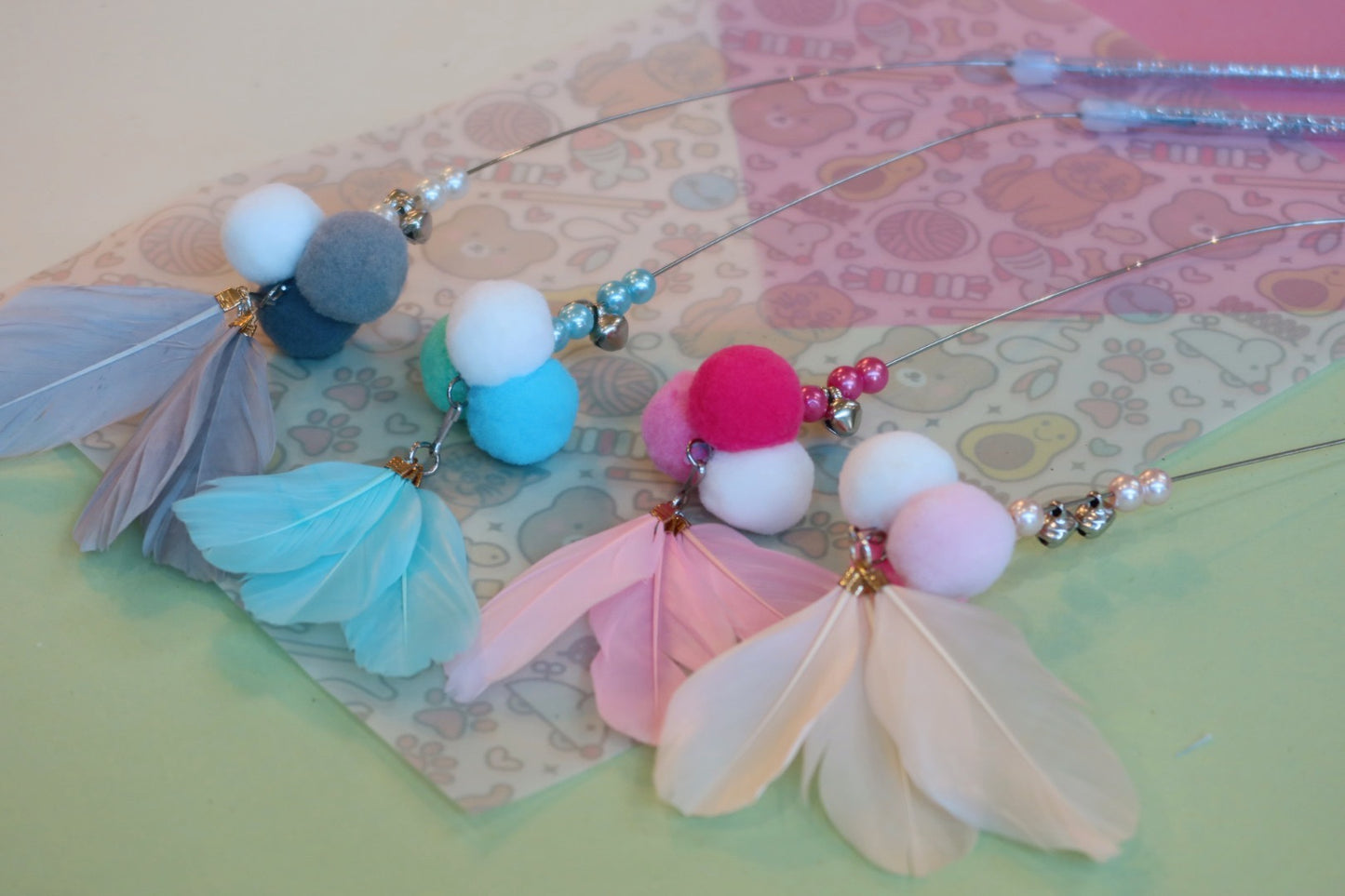 Cat Teaser Pompom Wand with Feathers